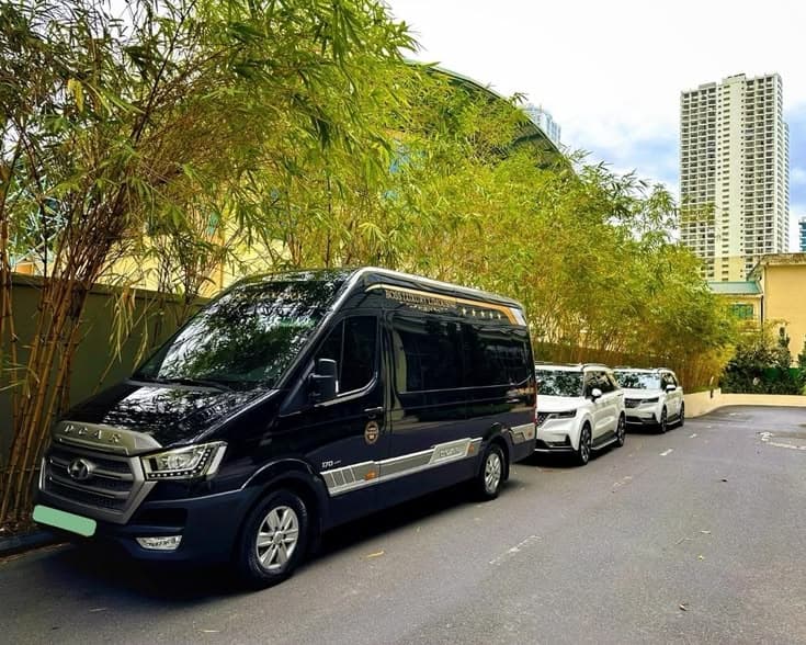 Kinh Nghiệm Thuê Xe 16 Chỗ Đi Núi Thần Tài Đà Nẵng Tối Ưu Chi Phí